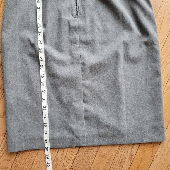 Banana Republic Gray Sleeveless Pencil Sheath Dress V Neck 2 - Picture 16 of 16